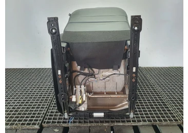Scaun stanga fata Nissan X-Trail T32 (facelift) (2017 - 2020) - miniatura 4
