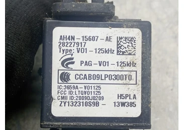Modul start stop 28227917 Volvo S80 2 (2th facelift) (2013 - 2020) - miniatura 3