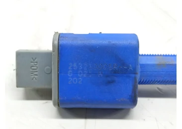 Switch ambreiaj 253250005r Renault Megane 3 (2008 - 2014) - miniatura 3