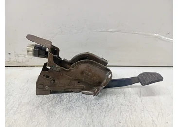 Pedala frana Dacia Sandero 2 (2013 - 2016) 1.2 benzina D4F732