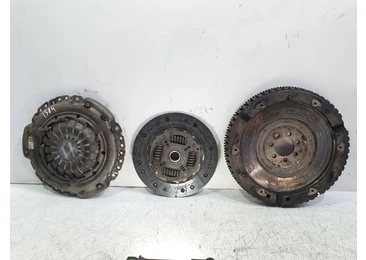 Kit ambreiaj volanta cu masa simpla 302057404r 302103699r Dacia Logan 2 (2013 - 2016) 1.5 dci K9K612