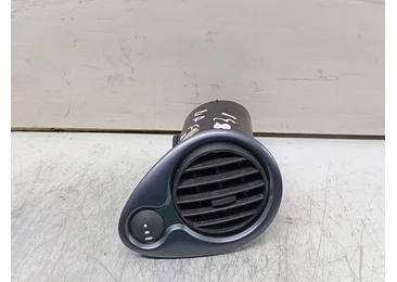 Grila ventilatie bord B6246041 Renault Clio 3 (2005 - 2009) 1.6 benzina K4M801