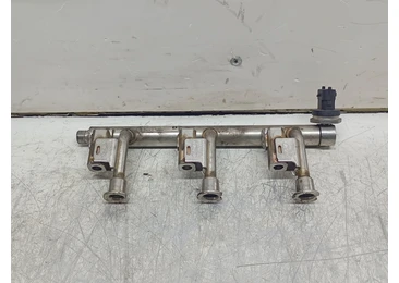 Rampa injectoare DM5G-9H487-aB Ford Fiesta 6 (facelift) (2013 - 2020) 1.0 EcoBoost