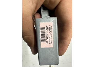 Amplificator antena Am2t-18c847-da Ford S-Max 1 (facelift) (2010 - 2015) - miniatura 3