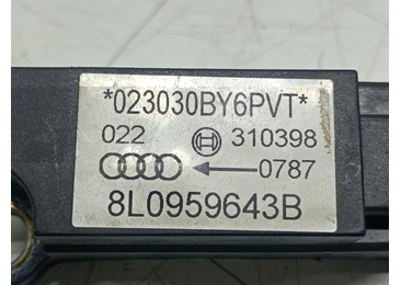 Senzor impact 8L0959643B Audi A3 8L (facelift) (2000 - 2003) - miniatura 3
