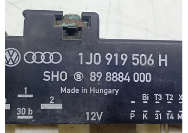 Releu electroventilator gmv 1J0919506H Audi A3 8L (facelift) (2000 - 2003) - miniatura 3