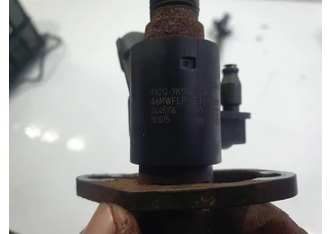 Injector 9x2q-9k546-db Land Rover Range Rover Sport 1 (facelift) (2009 - 2013) - miniatura 8