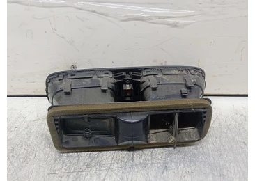 Grila ventilatie bord 5K0815736 Volkswagen Golf 6 (2008 - 2015) - miniatura 2