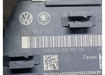 Modul confort usa fata dreapta 7N0959795 Skoda Yeti 1 (2009 - 2014) - miniatura 3