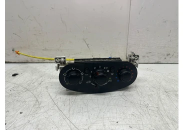 Panou clima ac Dacia Logan 2 (2013 - 2016) 1.2 benzina D4F732