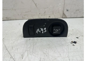 Buton 684937116 Dacia Logan 2 (2013 - 2016) 1.2 benzina D4F732