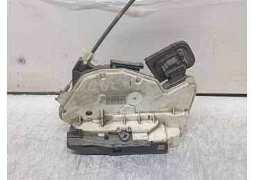 Broasca stanga fata 5K2837015B Volkswagen Golf 5 (2003 - 2009)