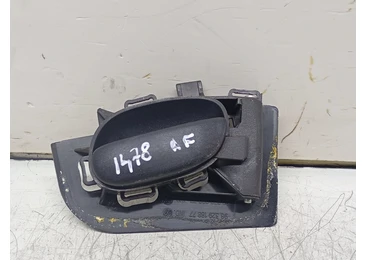 Maner interior dreapta fata 9623698077 Peugeot 206 1 (facelift) (2002 - 2009) 1.4 i TU3A