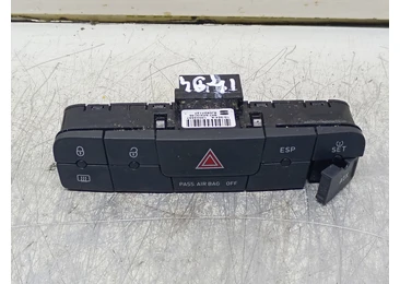 Buton avarii 6J0927137 Seat Ibiza 4 (6J) (2008 - 2012) 1.6 tdi CAYC