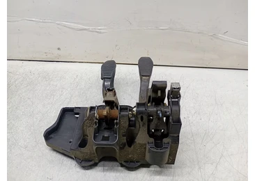 Pod pedalier 55703354 Opel Corsa D (2006 - 2011) - miniatura 2