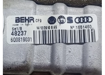 Radiator clima bord 6Q0819031 Audi A4 B6 (2000 - 2005) - miniatura 3