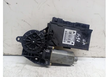 Motoras geam stanga fata 0130821765 Audi A4 B6 (2000 - 2005) 1.9 tdi AWX