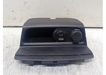 Slot USB 9674655277 Peugeot 208 1 (2012 - 2016) 1.6 HDi DV6DTED