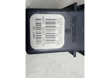 Motoras geam stanga spate 130821767 Volkswagen Golf 4 (1997 - 2006) - miniatura 5