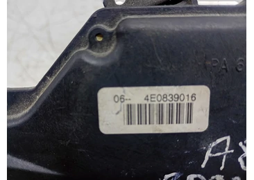 Broasca dreapta spate 4E0839016 Audi A8 D3/4E (2002 - 2005) - miniatura 2