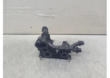 Carcasa termostat 05L121111R Skoda Karoq 1 (2017 - 2025) - miniatura 2