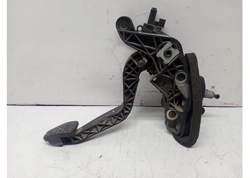 Pedala ambreiaj ay117b633 Ford Fiesta 6 (facelift) (2013 - 2020) 1.0 benzina