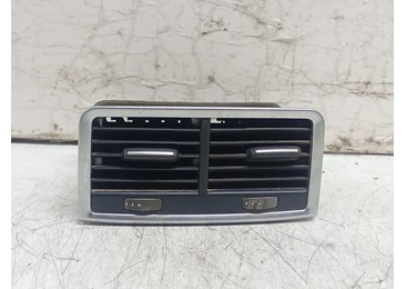 Grila ventilatie 4L0819203 Audi Q7 4L (2005 - 2009) BUG