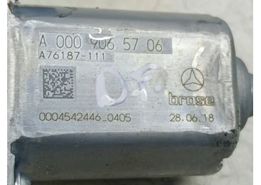 Motoras geam dreapta fata A0009065706 Mercedes Benz E-Class W213 (2016 - 2020) - miniatura 3