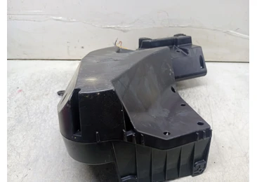 Subwoofer 8720A136 Mitsubishi ASX 1 (2010 - 2012) 4N13