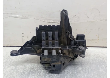 Borna baterie A2135462900 Mercedes Benz E-Class W213 (2016 - 2020) om654920