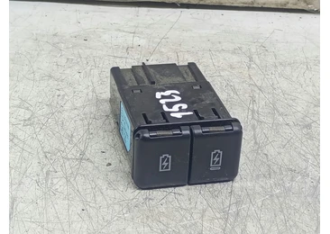 Slot USB 10R-0511056 39470-80p00 Suzuki Swift 6 generation (2023 - prezent) 1.2 Z12E