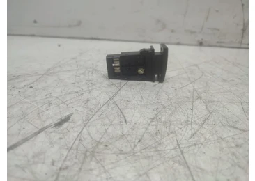 Buton avarii 157963 Toyota Avensis 2 T25 (2002 - 2006) 1.8