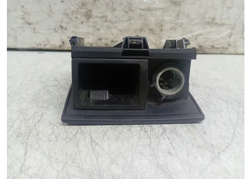 Scrumiera Mercedes Benz E-Class W212 (2009 - 2013) - miniatura 4