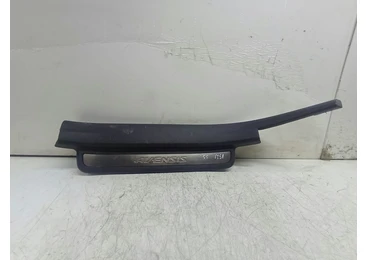 Ornament Prag stanga spate 67918-05040 Toyota Avensis 2 T25 (2002 - 2006) 1.8