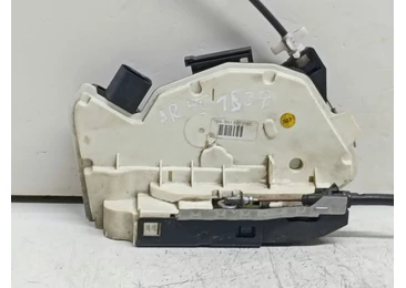 Broasca dreapta fata 5N1837016C Volkswagen Passat CC 1 (2008 - 2012) 2.0 CBAA