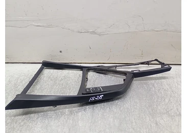 Ornament consola centrala 105026818 BMW Seria 1 F20/F21 (2011 - 2015) 114i N13