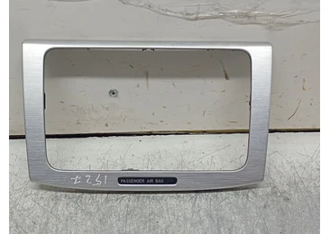 Ornament bord 3c0858069AG Volkswagen Passat CC 1 (2008 - 2012) CBAA