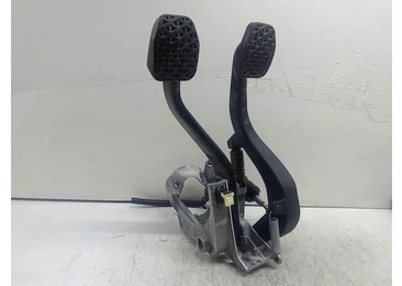 Pod pedalier C4005569SE BMW Seria 1 F20/F21 (2011 - 2015) N13