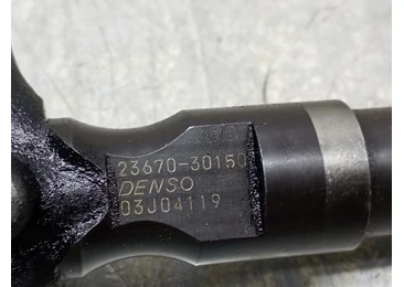 Injector 23670-30150 Toyota Hilux 7 (2005 - 2008) - miniatura 3