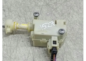 Motoras actuator usa rezervor 3C8810773 Volkswagen Passat CC 1 (2008 - 2012) CBAA