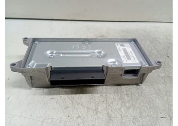 Amplificator audio 4F0910223M Audi A6 4F/C6 (2004 - 2008) 2.0 tdi ASB