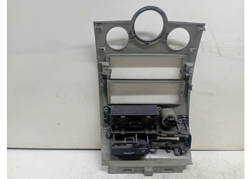 Buton avarii 8200178630 Renault Megane 2 (2002 - 2006) - miniatura 2