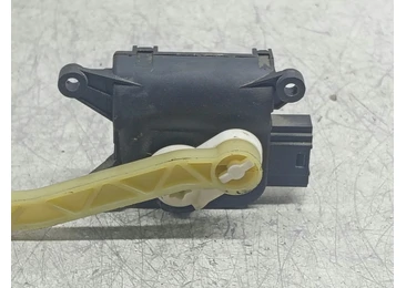 Motoras clapeta mixaj aer 0132801340 Skoda Octavia 2 (2004 - 2008) - miniatura 2