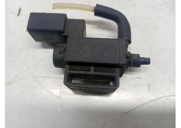 Electrovalva vacuum 037906283c Volkswagen Golf 5 (2003 - 2009) - miniatura 4