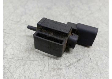 Electrovalva vacuum 037906283C Volkswagen Polo 3 (6N) (1994 - 2001) - miniatura 2
