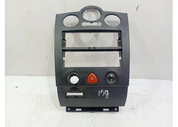 Ornament bord 8200407415 88040010 Renault Megane 2 (2002 - 2006) k4j-d7
