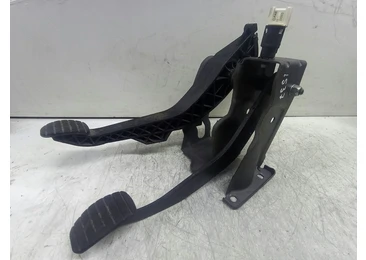 Pod pedalier 465106970R Dacia Sandero 1 (2008 - 2012) K7M710
