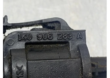 Electrovalva vacuum 1k0906283A Volkswagen Passat B6 (2005 - 2010) - miniatura 3