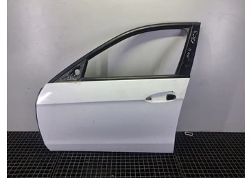 Usa stanga fata Mercedes Benz E-Class W212 (2009 - 2013) OM651.925