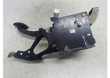 Pedala frana 8200544753 Renault Megane 2 (2002 - 2006) k4j-d7